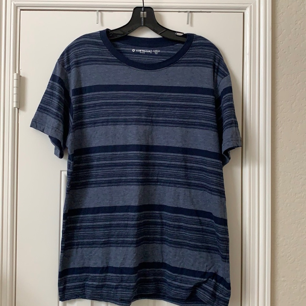 Airwalk Men's Large Blue Striped Crewneck T-Shirt Short Sleeve Heather Navy